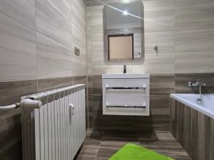 Pronájem bytu 2+1, Ostrava - Hrabůvka, Provaznická, 58 m2