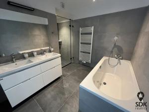 Pronájem rodinného domu, Křižanov, 290 m2