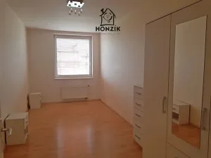 Pronájem bytu 2+kk, Praha, Remízková, 58 m2