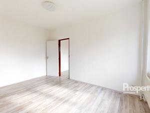 Prodej bytu 3+1, Libochovice, Dvouletky, 69 m2