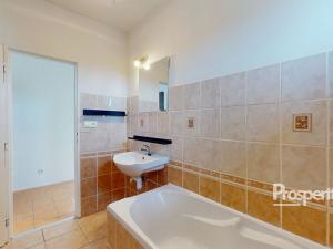Prodej bytu 3+1, Libochovice, Dvouletky, 69 m2