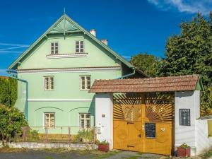 Prodej restaurace, Kokořín, 375 m2