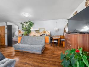 Prodej rodinného domu, Černá v Pošumaví, 210 m2