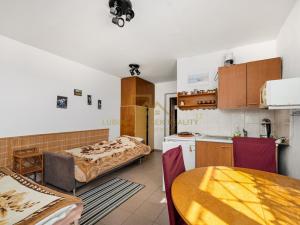 Prodej rodinného domu, Černá v Pošumaví, 210 m2