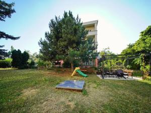 Pronájem bytu 3+kk, Praha - Vršovice, Ukrajinská, 72 m2