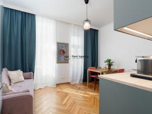 Prodej bytu 2+kk, Praha - Vršovice, Černomořská, 43 m2