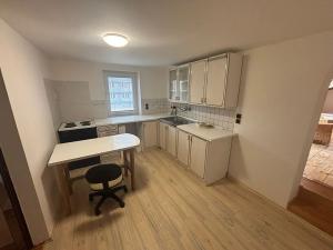 Pronájem bytu 3+1, České Budějovice, Fr. Škroupa, 80 m2