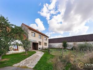 Prodej rodinného domu, Zvěrotice, 313 m2