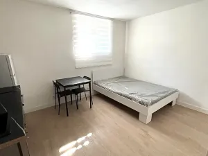 Pronájem bytu 1+kk, Praha - Hloubětín, Konzumní, 20 m2