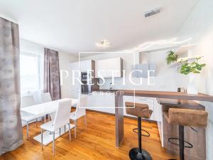 Pronájem bytu 2+kk, Praha - Karlín, Nekvasilova, 62 m2