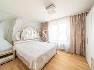 Pronájem bytu 2+kk, Praha - Karlín, Nekvasilova, 62 m2