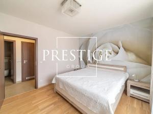 Pronájem bytu 2+kk, Praha - Karlín, Nekvasilova, 62 m2