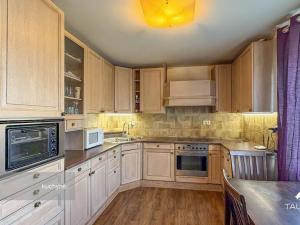 Prodej činžovního domu, Vysoký Újezd, K Silu, 260 m2