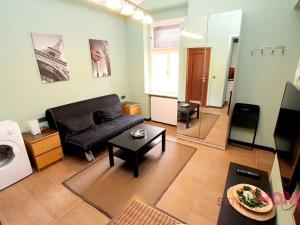 Pronájem bytu 1+kk, Praha - Žižkov, Cimburkova, 17 m2