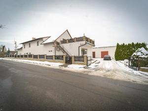 Prodej výrobních prostor, Jaroměř, 871 m2