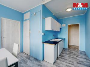 Prodej bytu 3+1, Bezdružice, Na Sídlišti, 60 m2