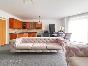 Pronájem rodinného domu, Praha - Dolní Chabry, Velemínská, 107 m2