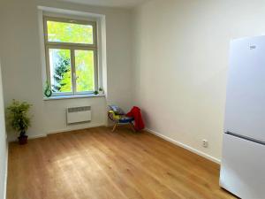 Pronájem bytu 2+kk, Praha - Vršovice, Bulharská, 45 m2