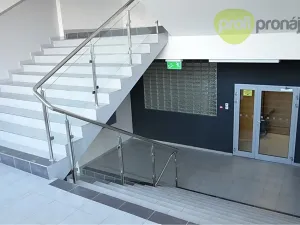 Pronájem skladu, Zlín, Šedesátá, 348 m2