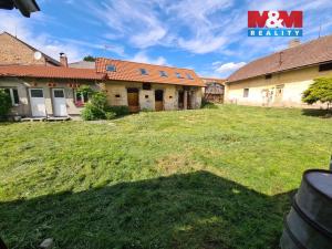 Prodej obchodního prostoru, Jesenice, 750 m2