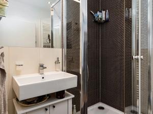 Prodej bytu 3+kk, Praha - Hlubočepy, Geologická, 64 m2