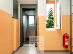 Prodej bytu 2+kk, Praha - Radlice, Na Farkáně III, 60 m2