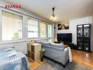 Prodej bytu 1+kk, Praha - Hostavice, U Hostavického potoka, 36 m2