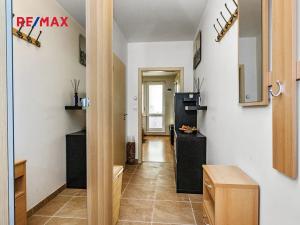 Prodej bytu 1+kk, Praha - Hostavice, U Hostavického potoka, 36 m2