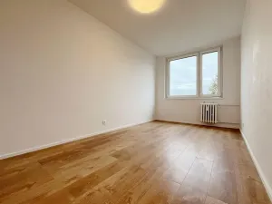Prodej bytu 3+1, Praha - Kbely, Martinická, 75 m2