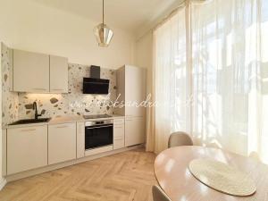 Prodej bytu 1+1, Praha - Libeň, Zenklova, 40 m2