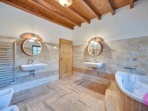 Prodej rodinného domu, Oskava, 247 m2