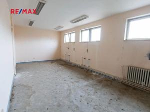 Prodej obchodního prostoru, Město Albrechtice, Míru, 1427 m2