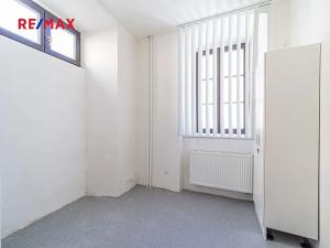 Prodej komerční nemovitosti, Králíky, 5. května, 519 m2