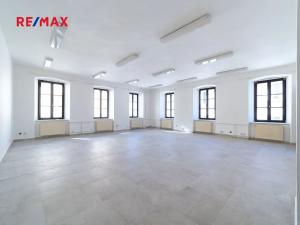 Prodej komerční nemovitosti, Králíky, 5. května, 519 m2