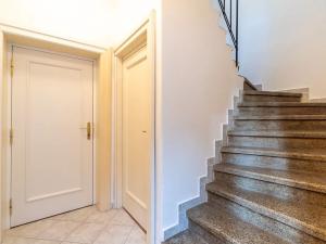 Prodej vily, Praha - Modřany, Rozvodova, 326 m2