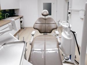 Pronájem ordinace, Praha - Smíchov, Zoubkova, 48 m2