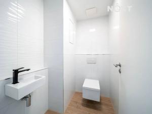 Prodej bytu 2+kk, České Budějovice, Branišovská, 67 m2