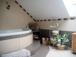 Prodej komerční nemovitosti, Volyně, 450 m2