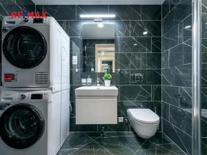 Pronájem bytu 1+kk, Praha - Žižkov, Šrámkové, 36 m2