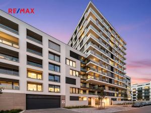 Pronájem bytu 1+kk, Praha - Žižkov, Šrámkové, 36 m2