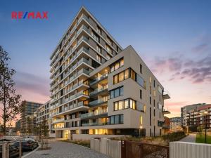 Pronájem bytu 1+kk, Praha - Žižkov, Šrámkové, 36 m2