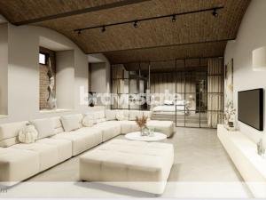 Prodej komerční, Praha - Karlín, Pernerova, 335 m2