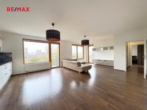 Prodej bytu 3+kk, Praha - Hloubětín, Modrého, 85 m2