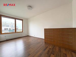 Prodej bytu 3+kk, Praha - Hloubětín, Modrého, 85 m2