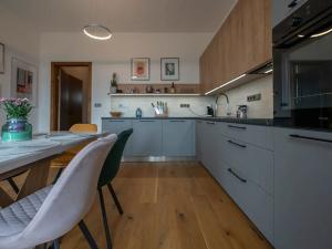 Prodej apartmánu, Žacléř, J. A. Komenského, 128 m2