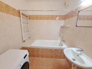Pronájem bytu 2+kk, Brno, Holzova, 65 m2