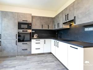 Prodej bytu 1+1, Plzeň, Komenského, 36 m2