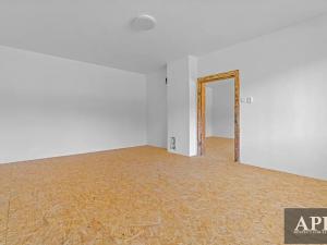 Prodej chalupy, Lopeník, 181 m2