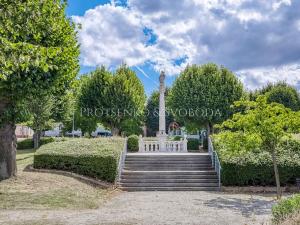 Prodej činžovního domu, Křižanov, Benešovo náměstí, 530 m2