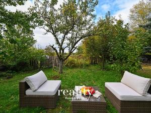 Prodej rodinného domu, Hodonice, U Pošty, 480 m2